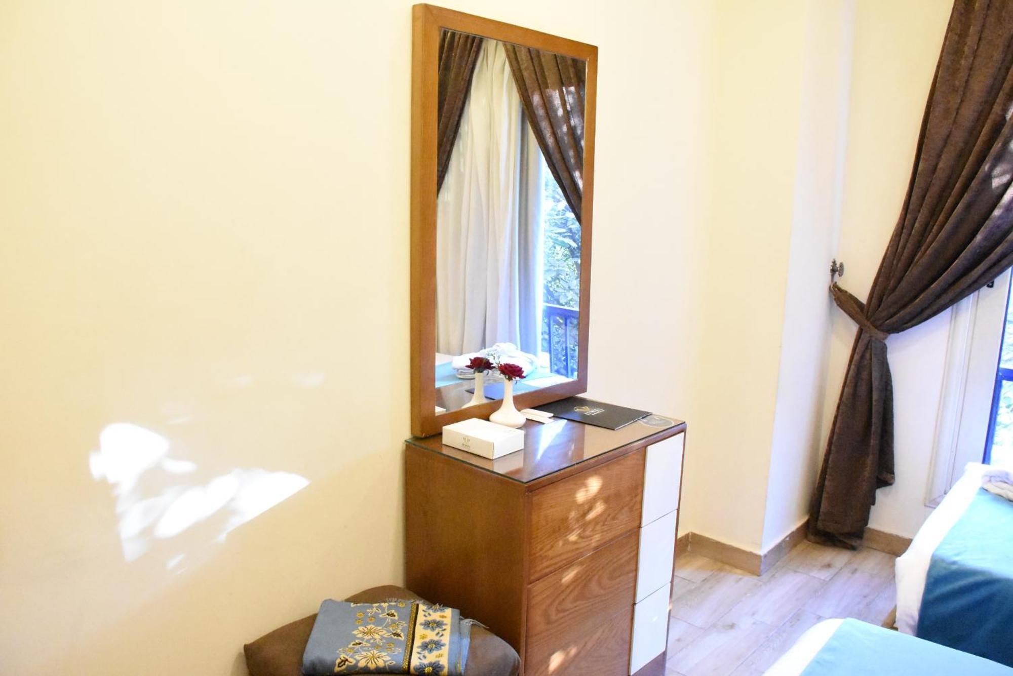 Jewel Zamalek Hotel Giza Екстериор снимка