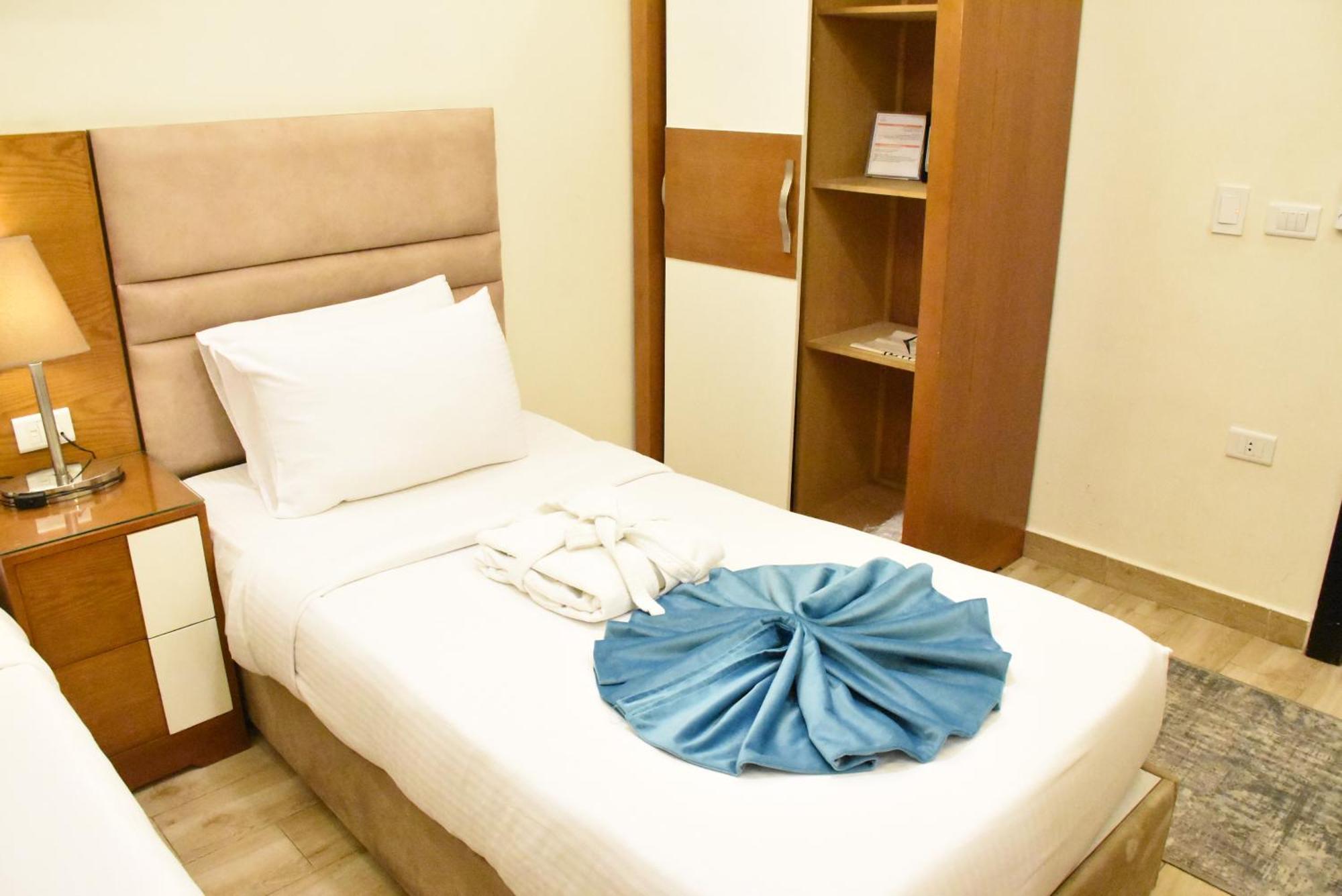 Jewel Zamalek Hotel Giza Екстериор снимка